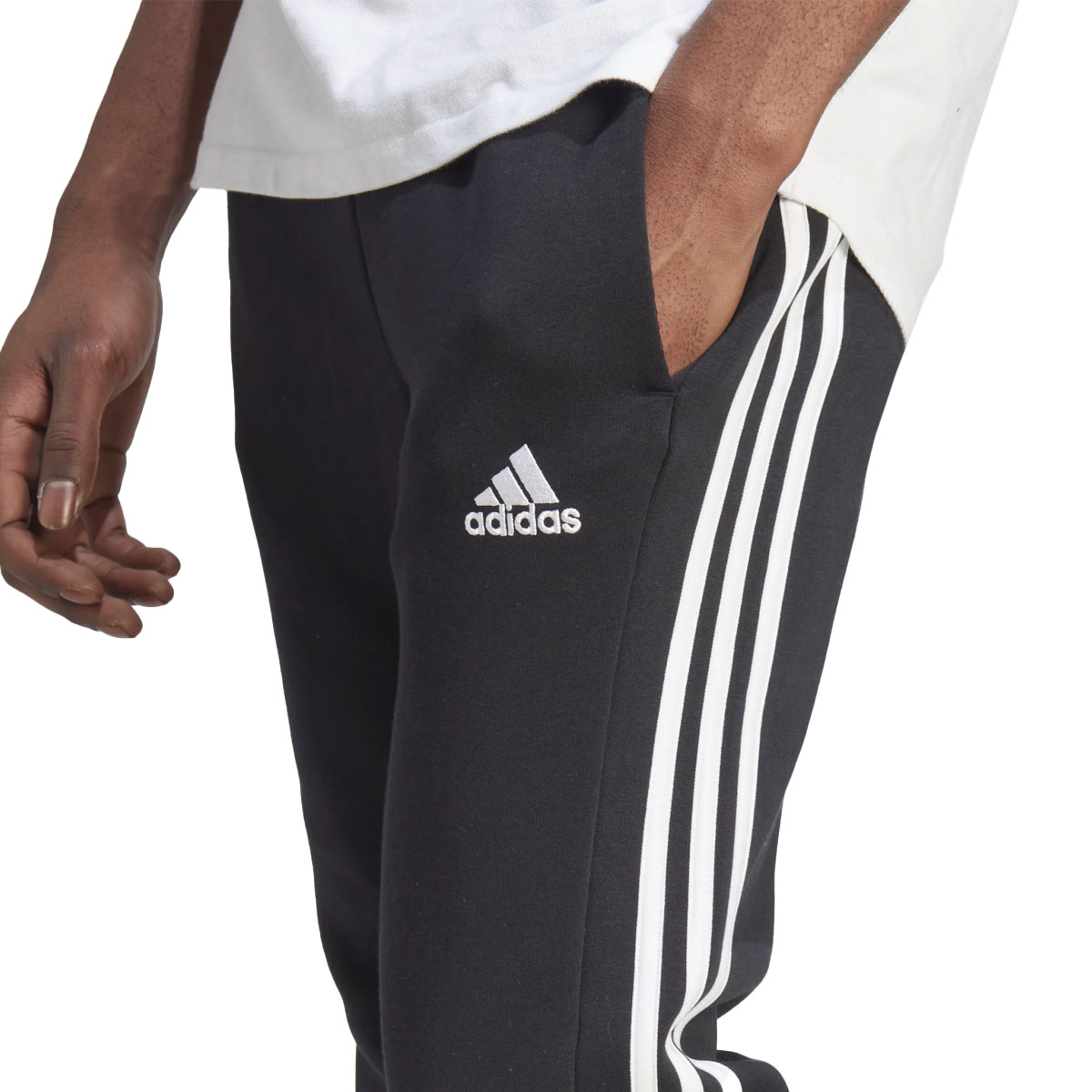 ADIDAS - 3 STRIPES FLEECE TAPERED CUFF PANTS