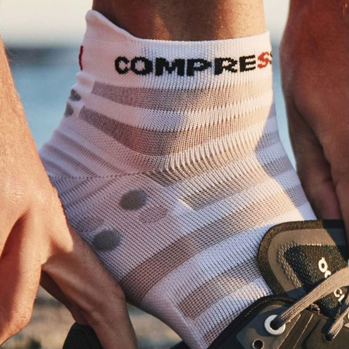 COMPRESSPORT - PRO RACING SOCKS V4.0 RUN LOW