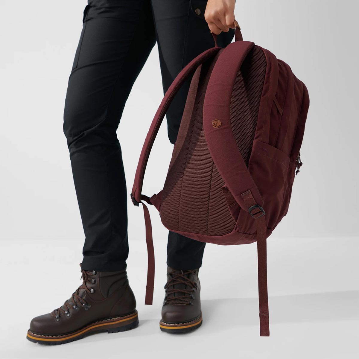 FJALL RAVEN - RAVEN BACKPACK 28 L