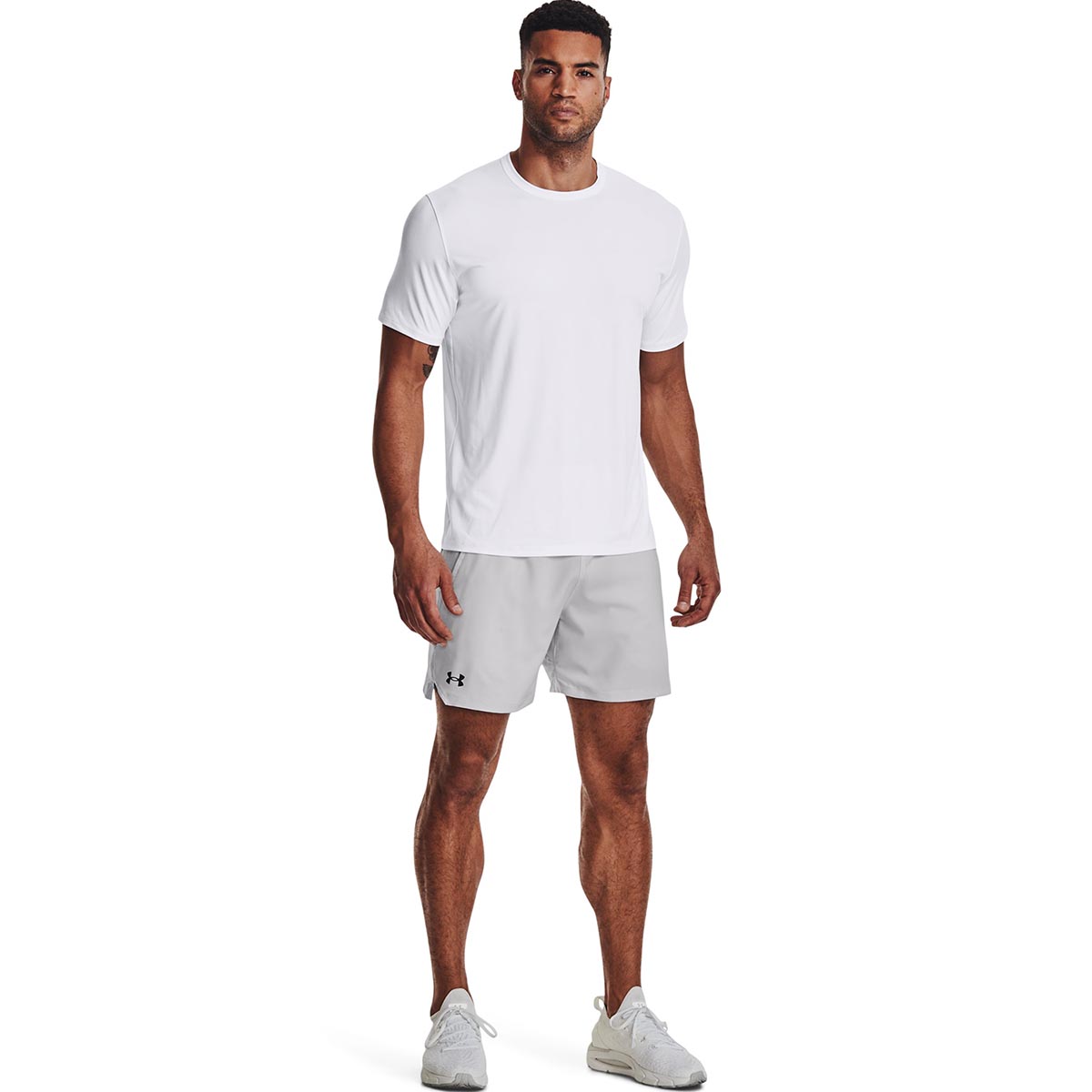 UNDER ARMOUR - VANISH WOVEN 6IN SHORTS